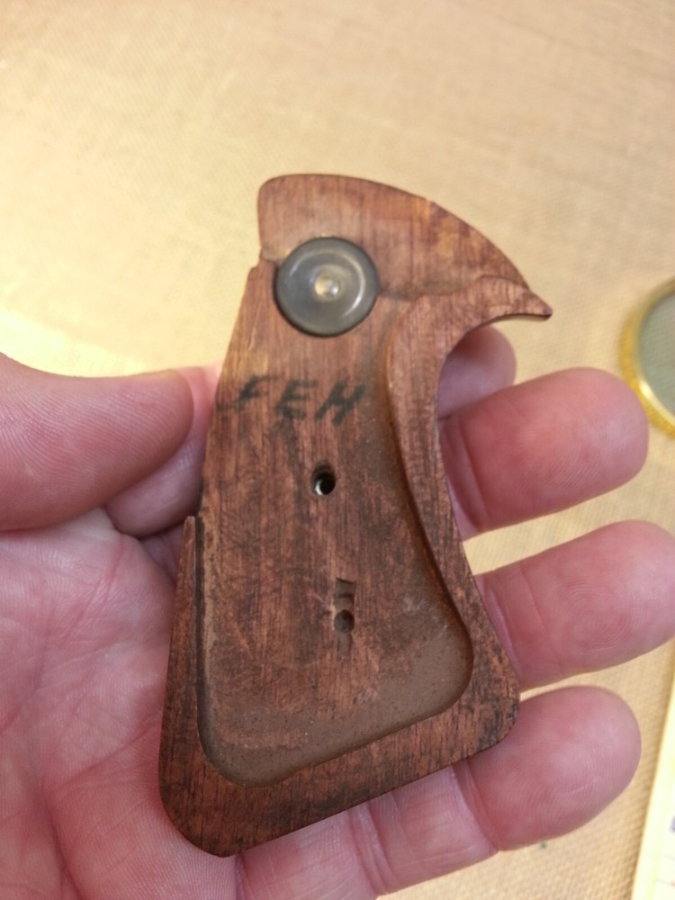 Original Smith & Wesson J Frame Square Butt Presentation " Target " Grips NICE