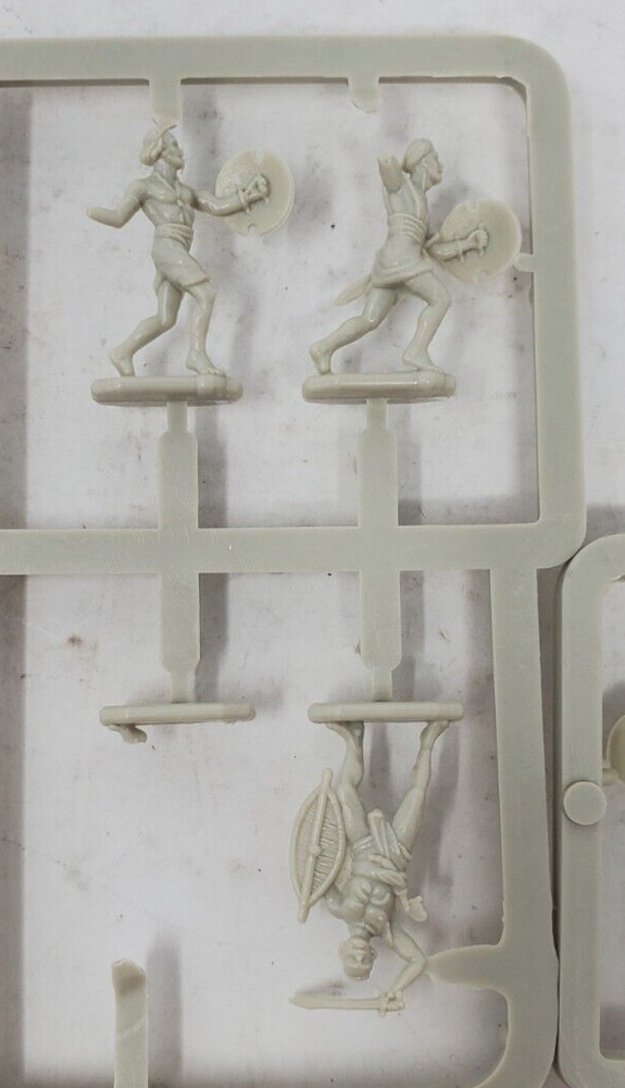 Waterloo 1815 - Dervish Infantry Figures Plastic 1:48 1"