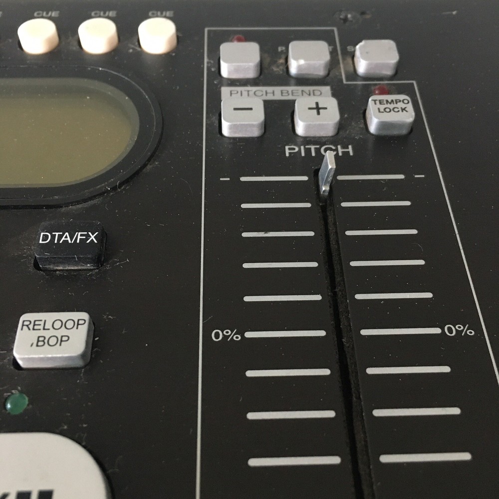 American Audio DCD-Pro610 Professional Dual CD Player - Untested