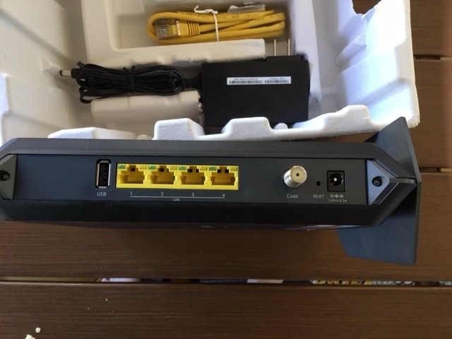 netgear AC1900 wifi cable modem router model c7000