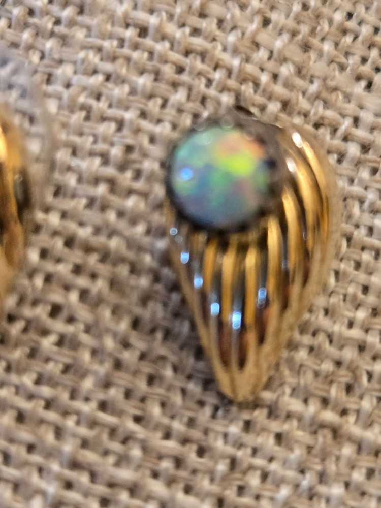 Vintage Gold-Tone Opal Stud Earrings With Leaf Design