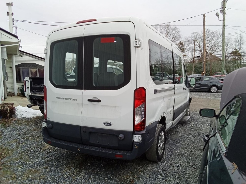 Camera/Projector Front Windshield Mounted Fits 15-19 TRANSIT 150 847102