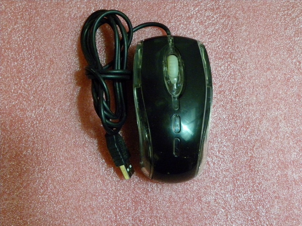 Blue Eye Mouse USB Illuminated Red Blue Colors Black Case MS-BLE-BK