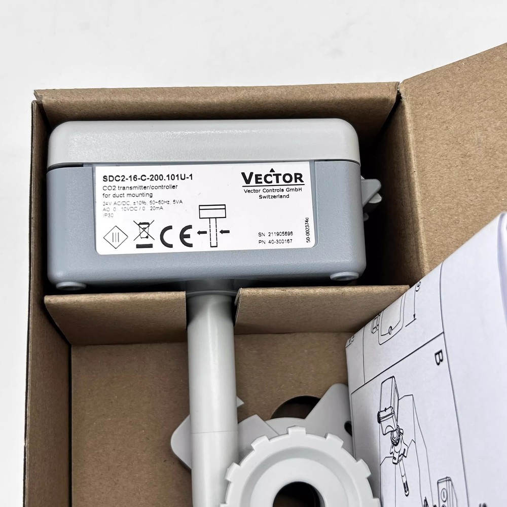1pcs Vector SDC2-16-C-200.101U-1 Duct CO2 Sensor Transmitter