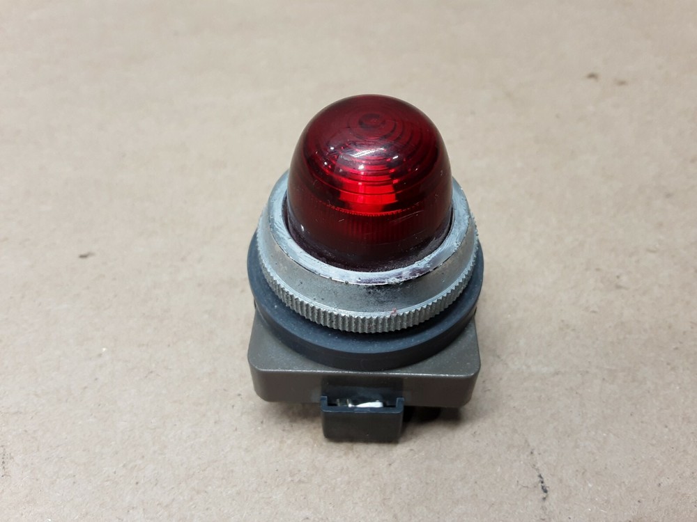 Idec APN Red Pilot Light Panel Light #1007J40
