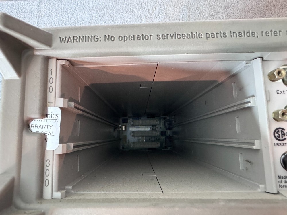 HP / Agilent 34970A Data Acquisition Switch Unit (No Modules)