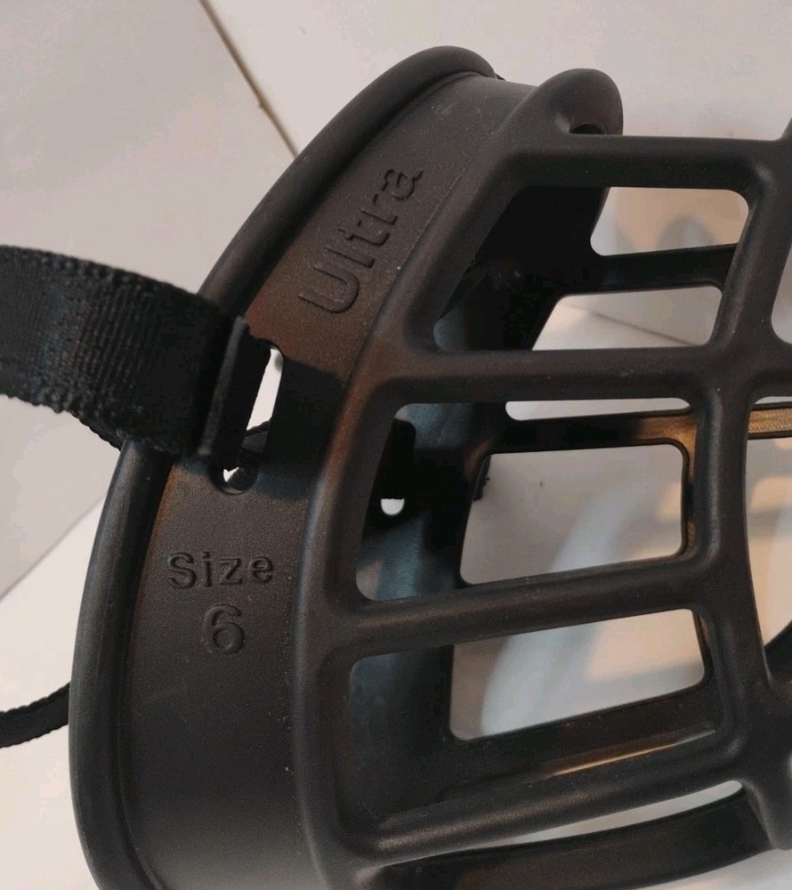 Baskerville Ultra Dog Muzzle Size 6 Black Adjustable Humane Basket Muzzle
