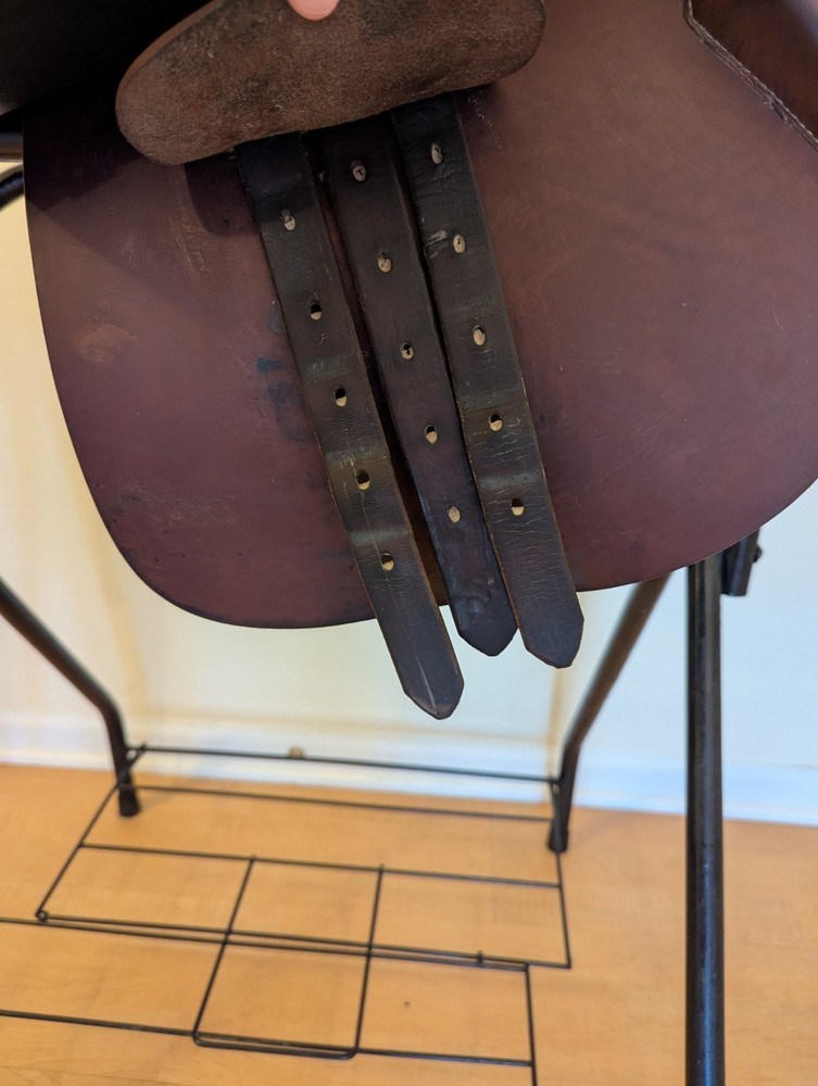 16" Prestige CC Jump Saddle, 33 M tree - wool flocked!