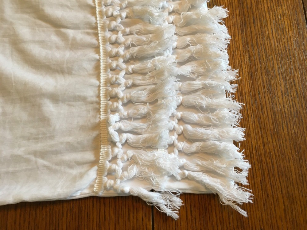Micro Fiber White pillowcase with fringe 1 standard size