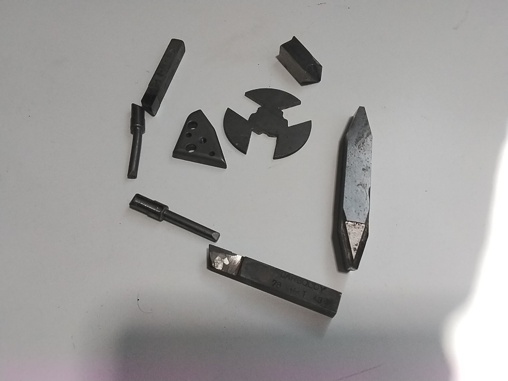 Assorted Machinist Tool Bits 8pcs Various Sizes Various Brands Used See Pics