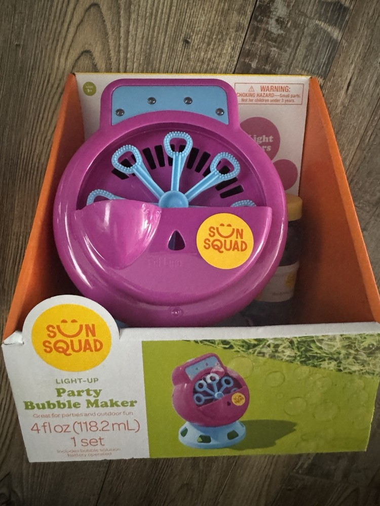 Sun Squad Light Up Party Bubble Maker