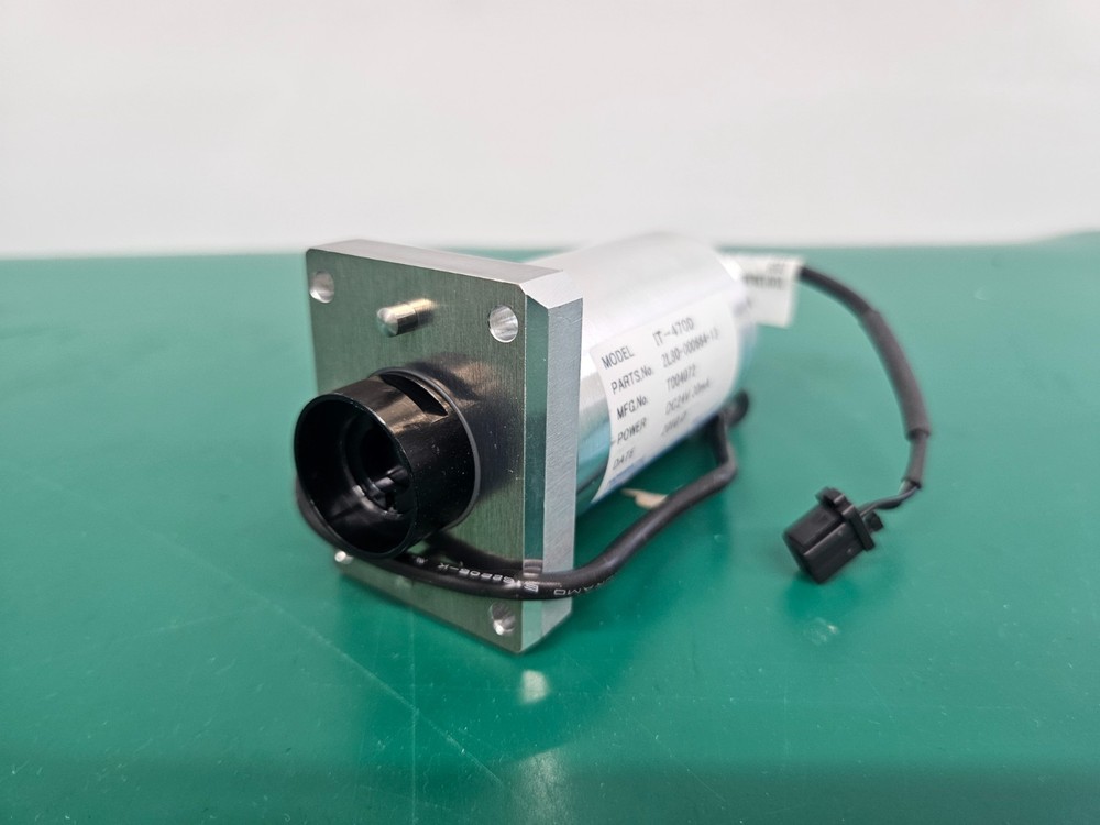 HORIBA IT-470D Thermometer