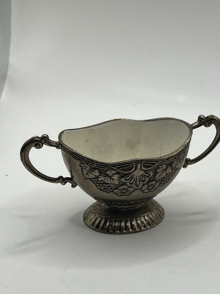 Japanese Lusterware Sugar & Creamer Set - Grape Vine Design