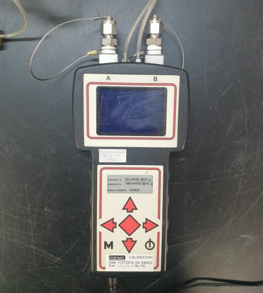 mensor 2320 Handheld Precision Pressure Gage