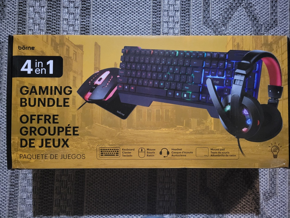 Borne 4 in 1 Gaming Bundle, Keyboard, Mouse, Headset, Mouse Pad, New!