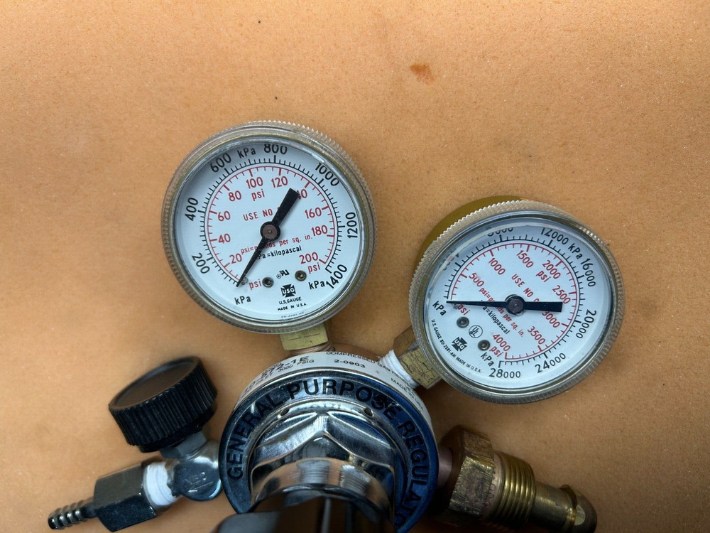 Fisherbrand 10-572-1E Compressed Gas Regulator