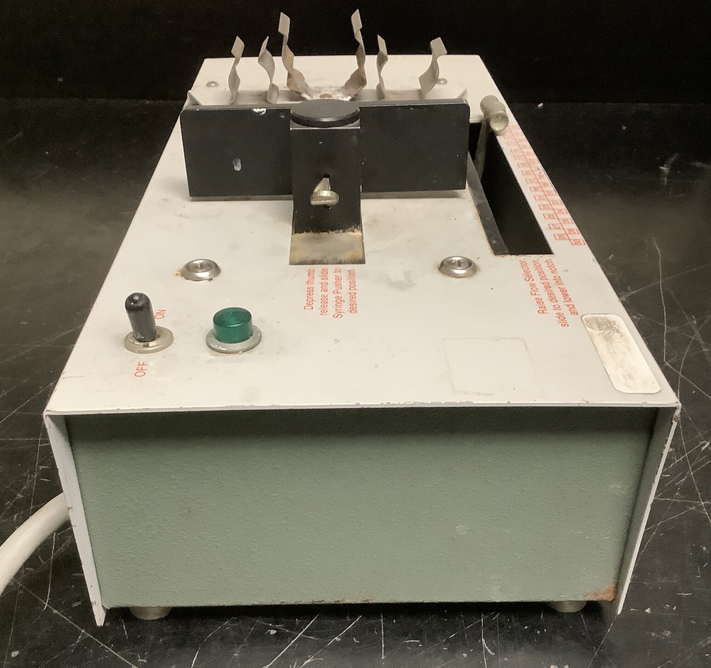 HARVARD APPARATUS COMPACT INFUSION PUMP MODEL 975