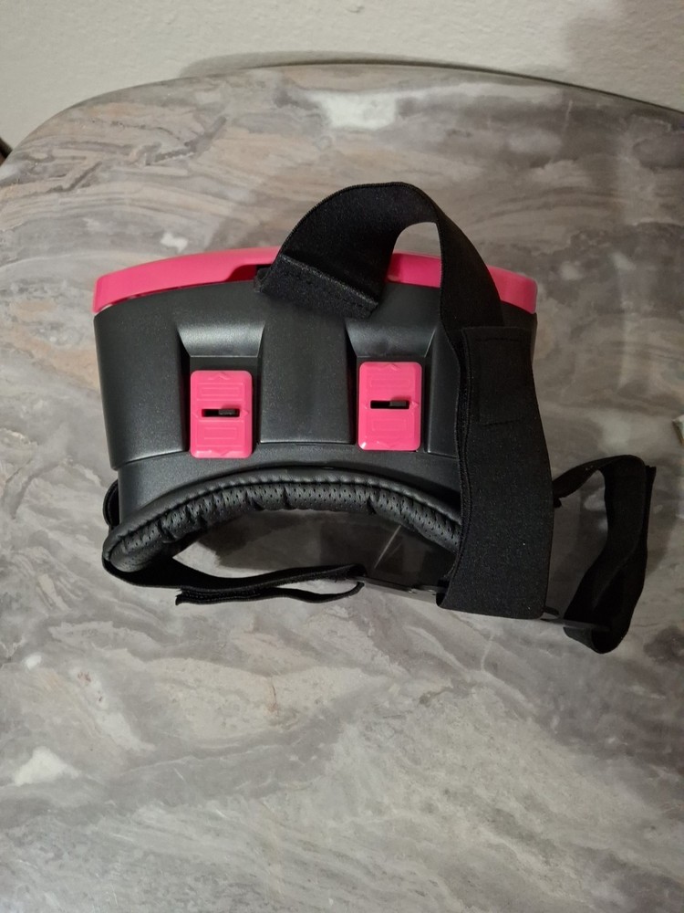 ONN Virtual Reality SmartPhone Headset - Red NEW