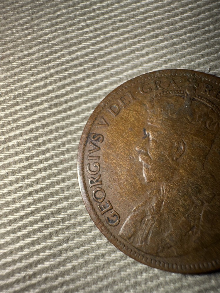 1914 George V Large One Cent Copper Coin - Canada