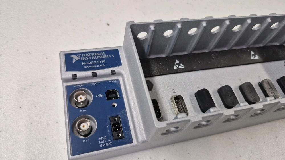 National Instruments cDAQ-9178 Data Acquisition Module Measuring Equipment