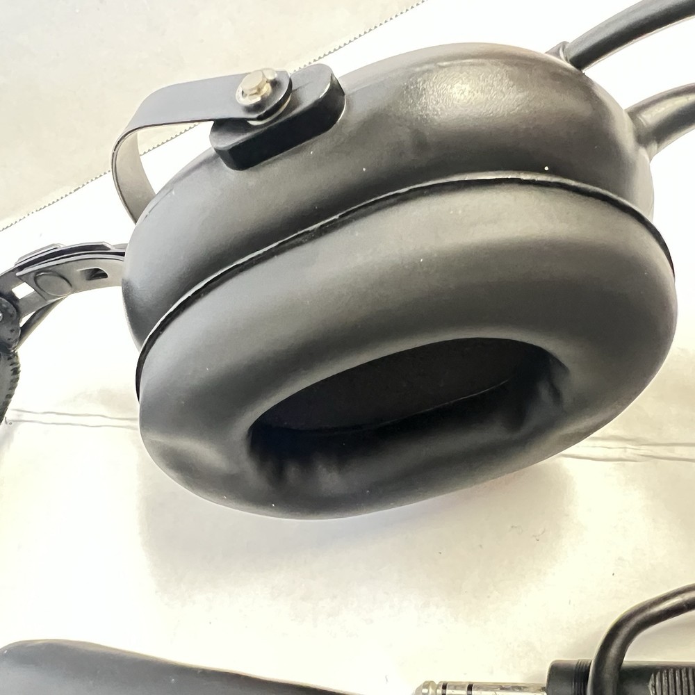 FlightCom Blackhawk 5DX General Aviation Aircraft Headset Carrying Storage Case