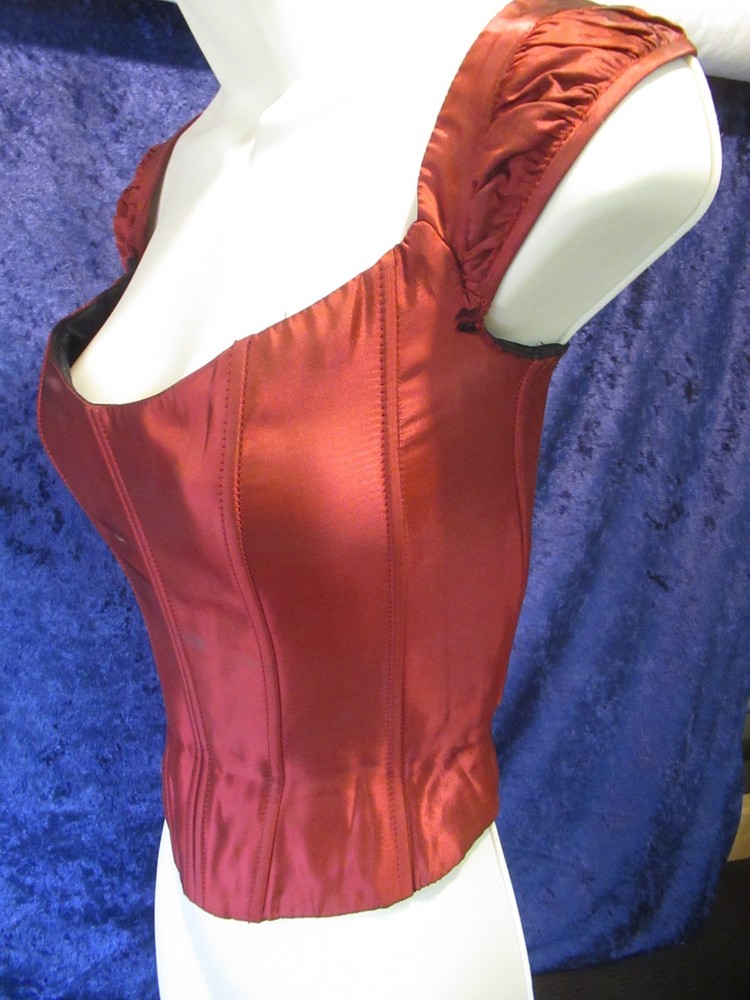 MARVELS SCARLET WITCH ELIZABETH OLSEN RUBY RED BUSTIER & SIGNED PHOTO W COA"S