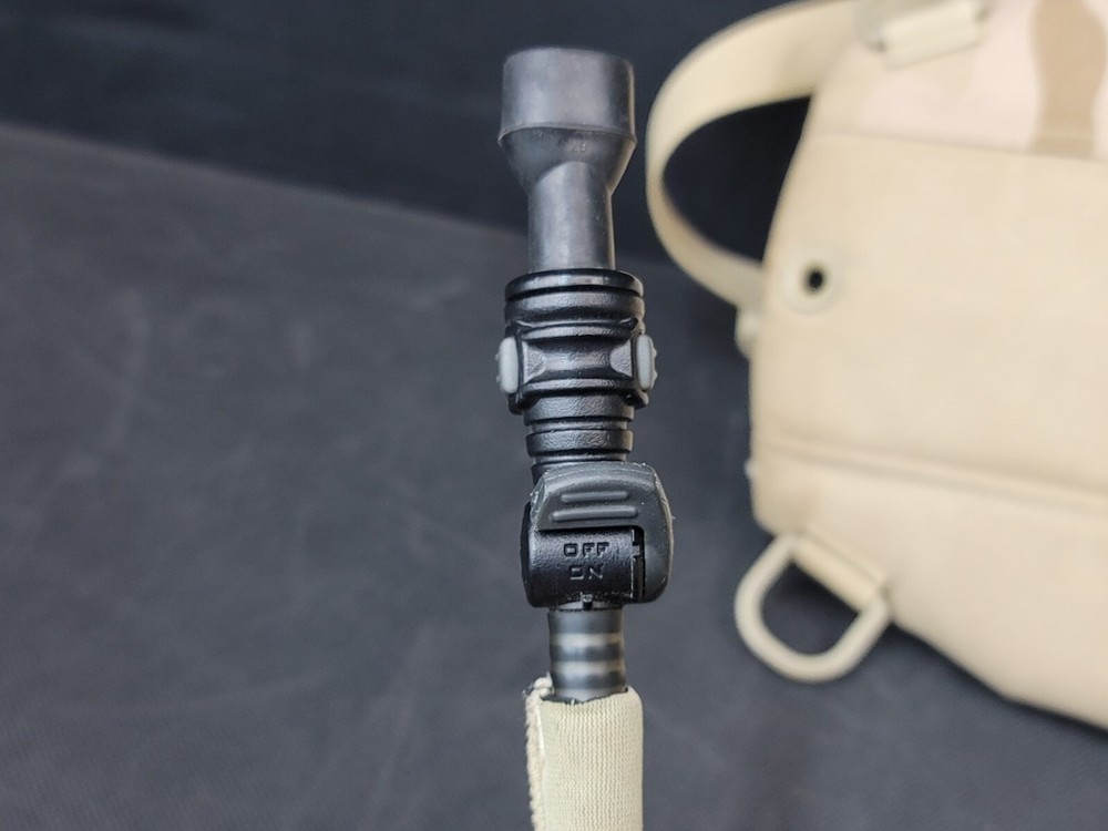 CamelBak Maximum Gear Desert Camo Thermobak