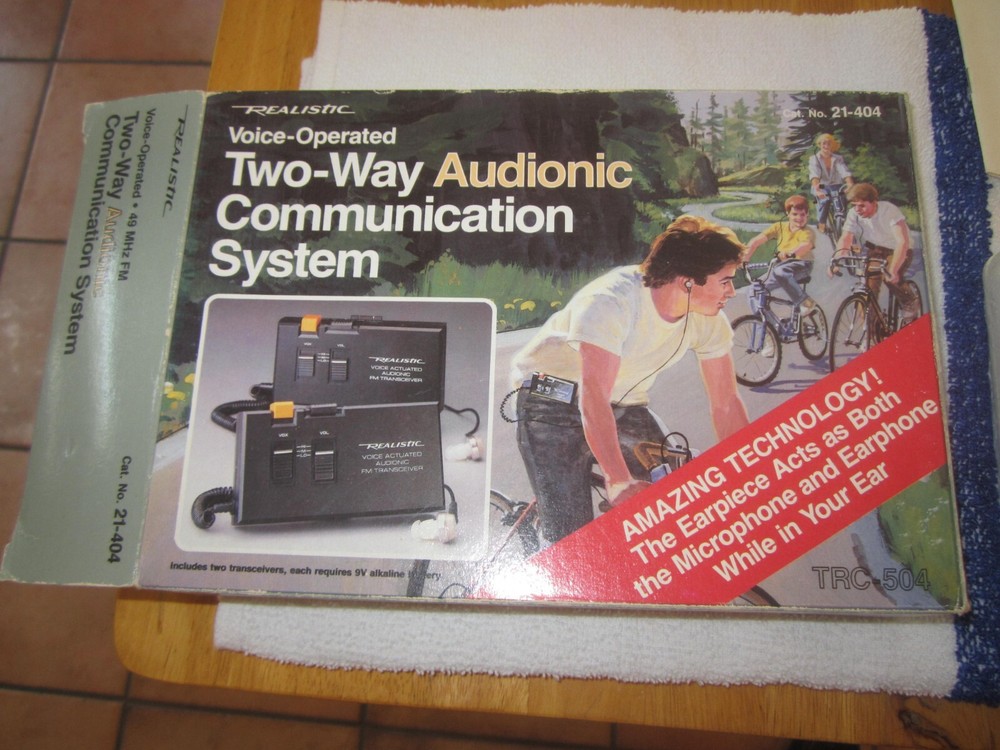 NEW IN BOX Realistic 21-404 Voice-Operated Two-Way Audionic Communication System