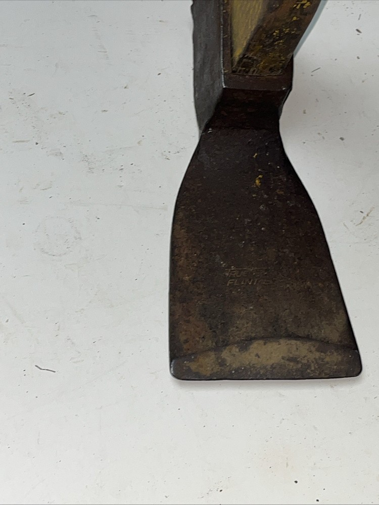 Adz With Original Handle ￼