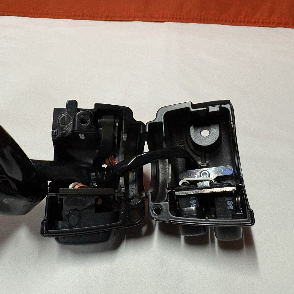 2007-2013 HARLEY DAVIDSON SPORTSTER 1200/883 Right Control Switch dyna