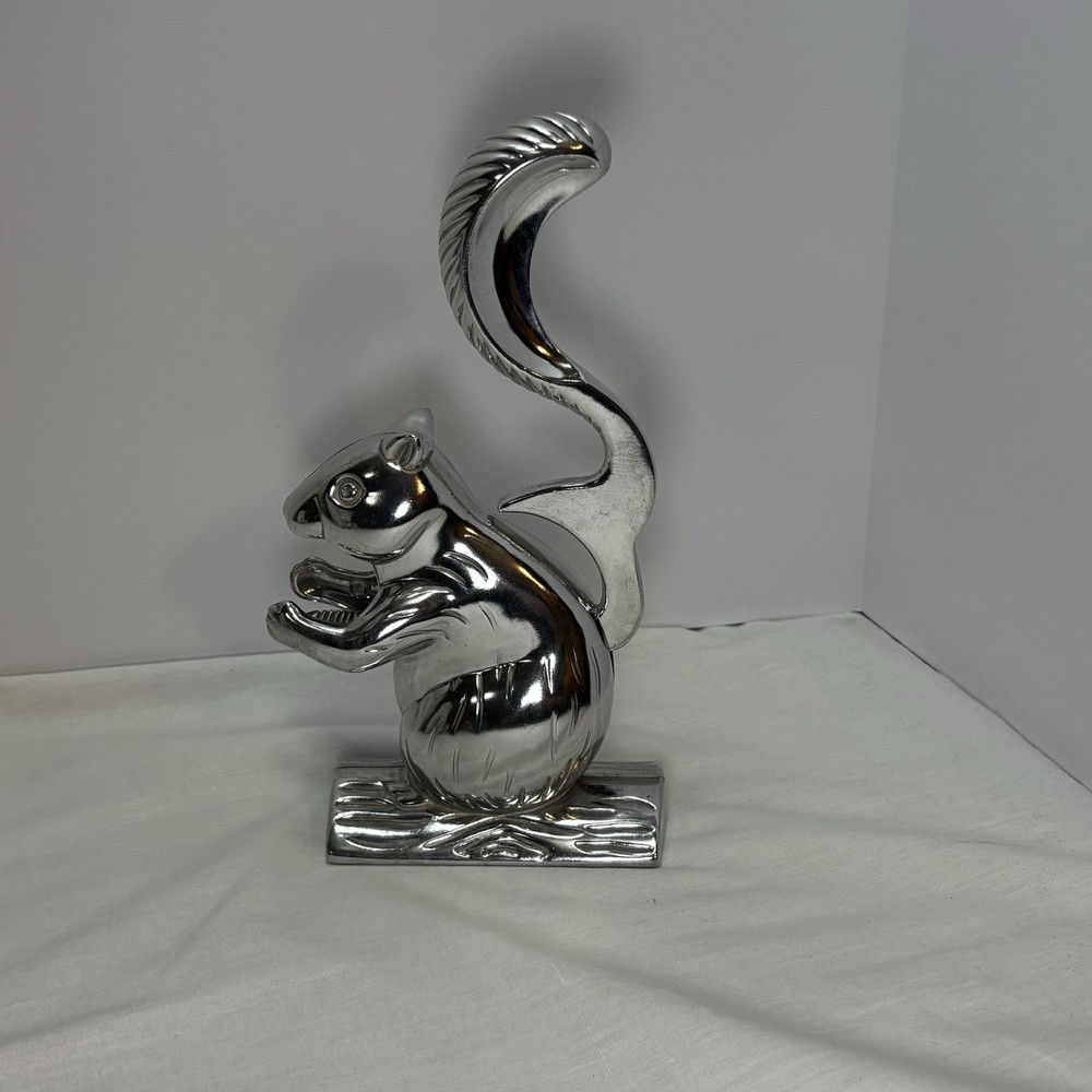 Norpro Davy Crackit The Squirrel Nutcracker Cast Aluminum Silver 5.5"