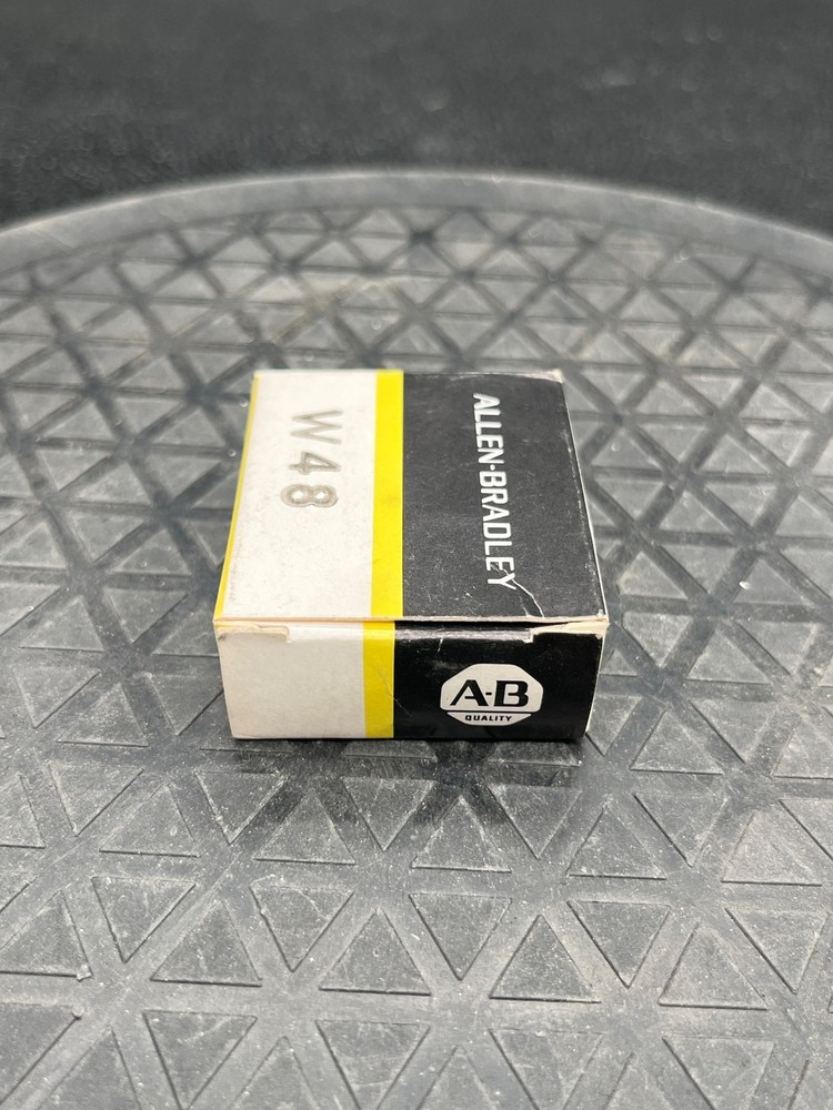 ALLEN BRADLEY W48 Heater Element NEW