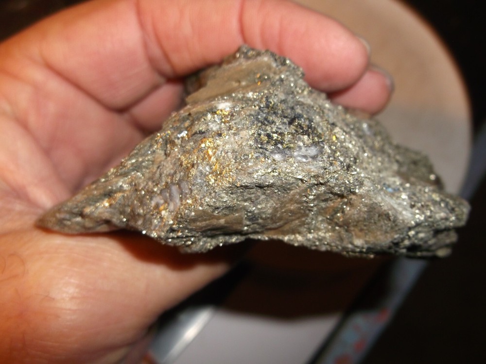 Gold, silver, copper, 357 grams samples ,ore high grade .