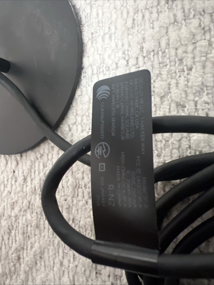 Oculus VR Rift Motion Sensor Model 3P-A – Pre-Owned