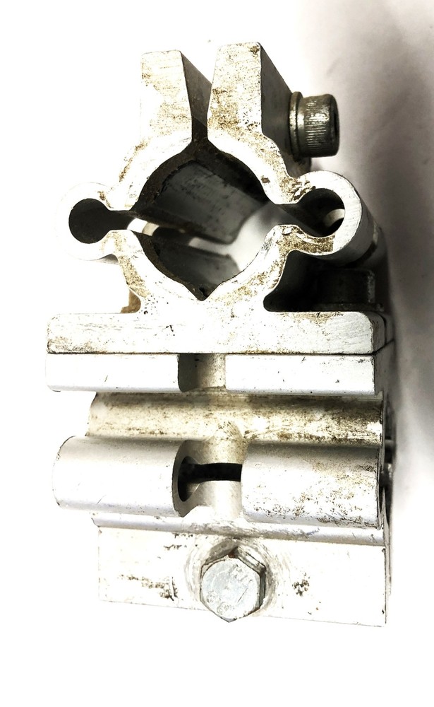 Unbranded Printer Bracketry Clamp 2-1/2x2-1/2x4-1/2 in USED