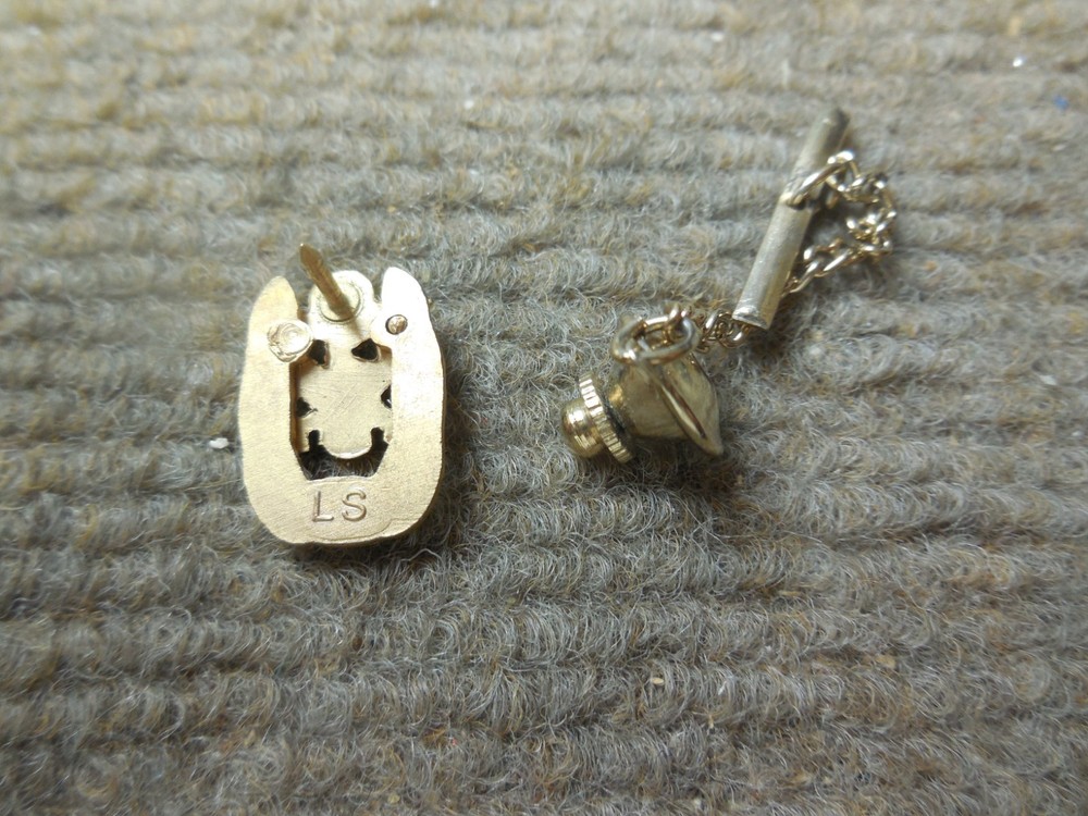 Vintage US Army 30 year Service Lapel Pin