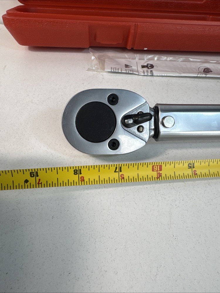 TEKTON 24335 1/2 inch Click Torque Wrench