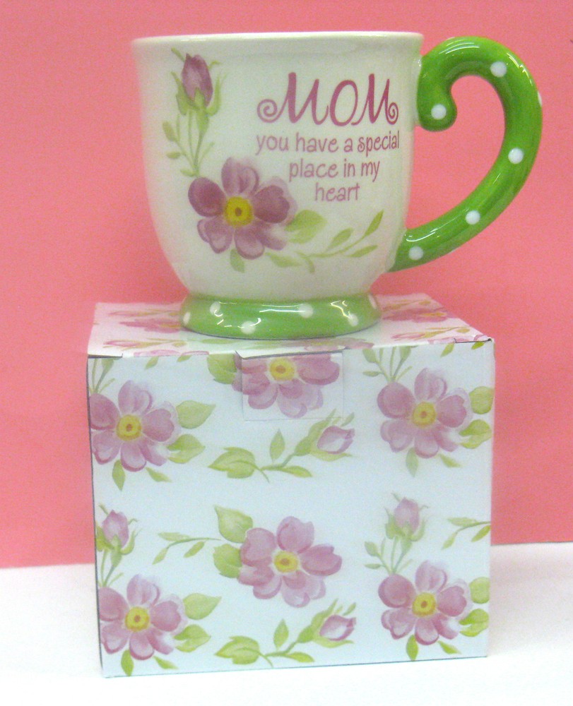 "ROSES FOR MOM" MUG