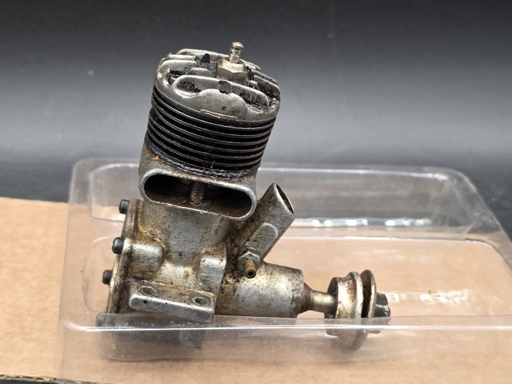 Vintage McCoy 35 Motor Plane Engine Control Line Free Flight Airplane