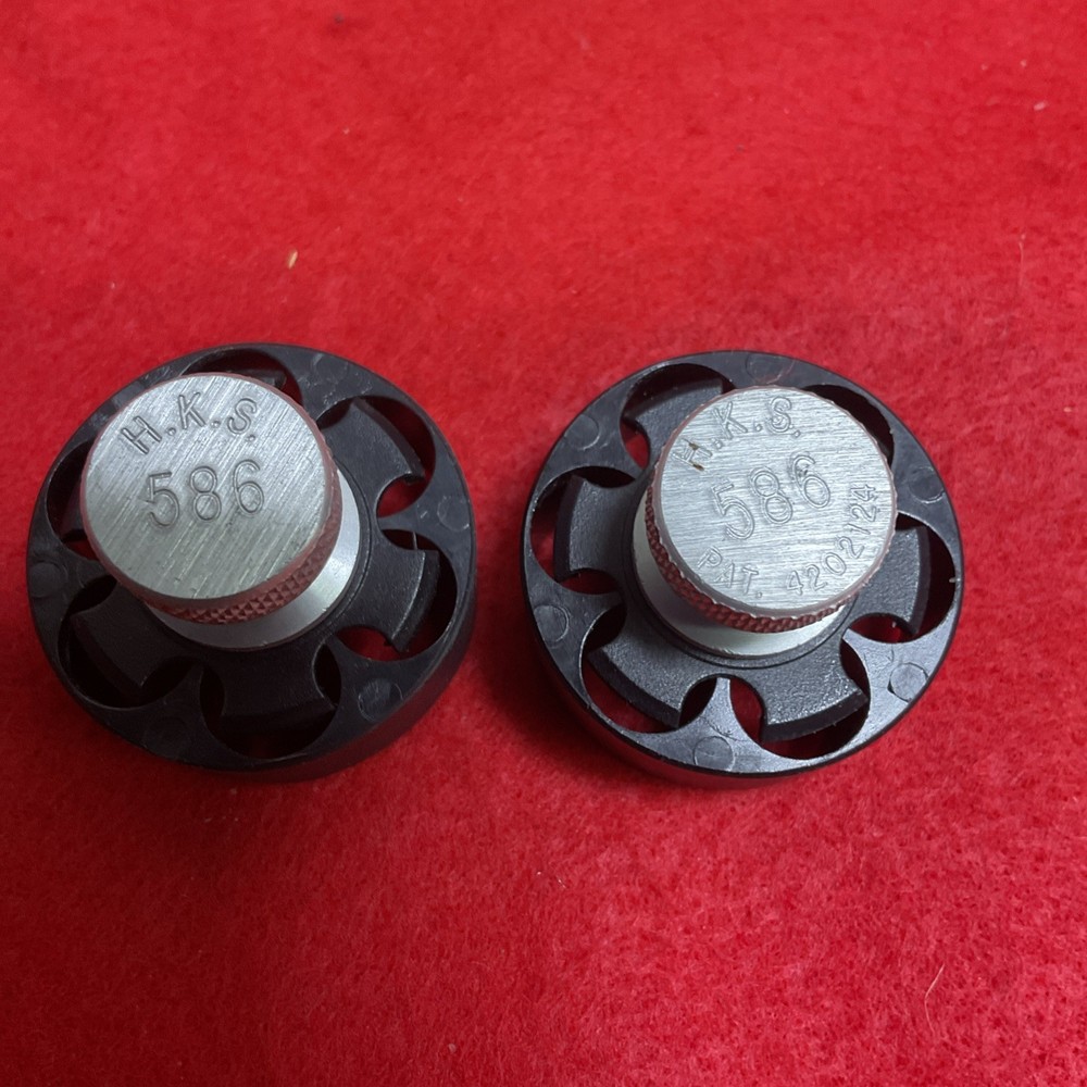 2 HKS Speedloaders  - 6 rounds