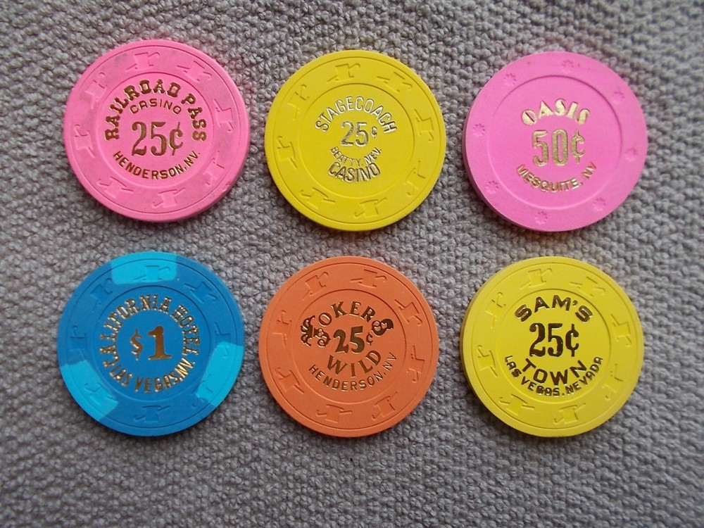 Laughlin NEVADA casino chip - 3 pack ROULETTE CHIPS-RAMADA EXPRESS W776