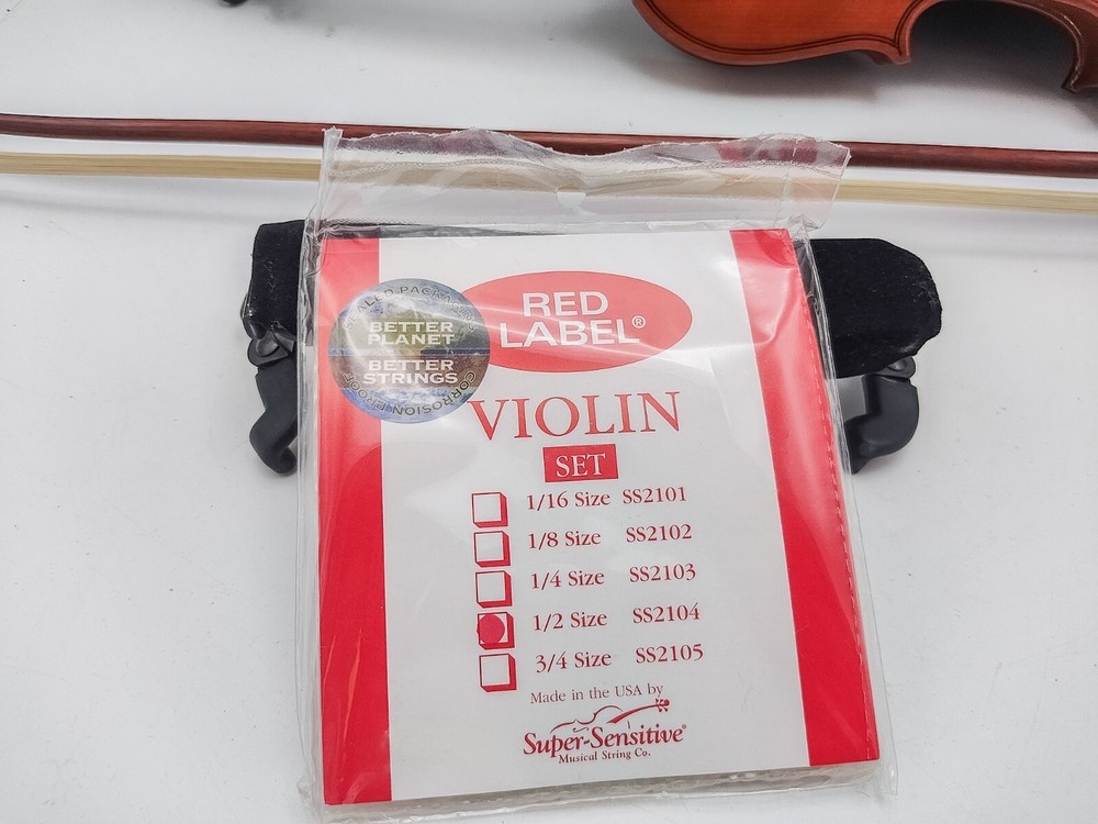Unbranded 1/2 Size Violin w/ Case & Bow