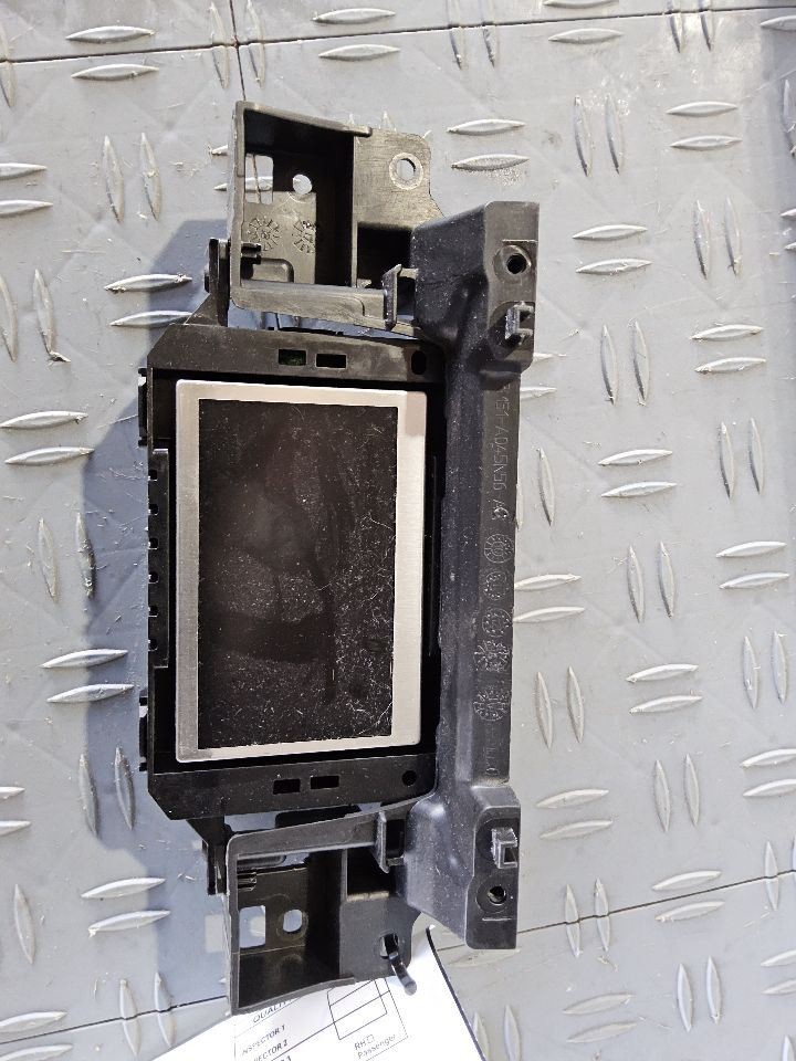 2015-2018 Ford Focus Front 4.2" Display Screen