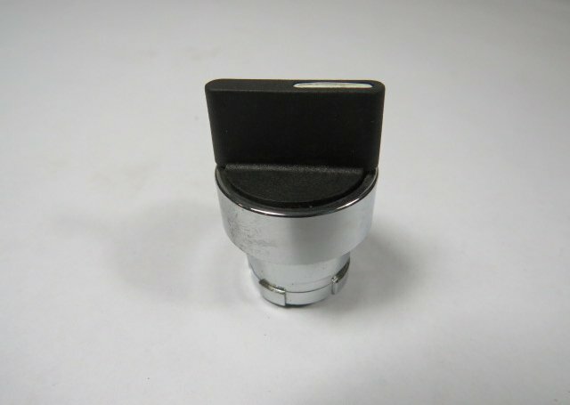 Telemecanique ZB2-BD3 Selector Switch Operator Only 3-Position USED