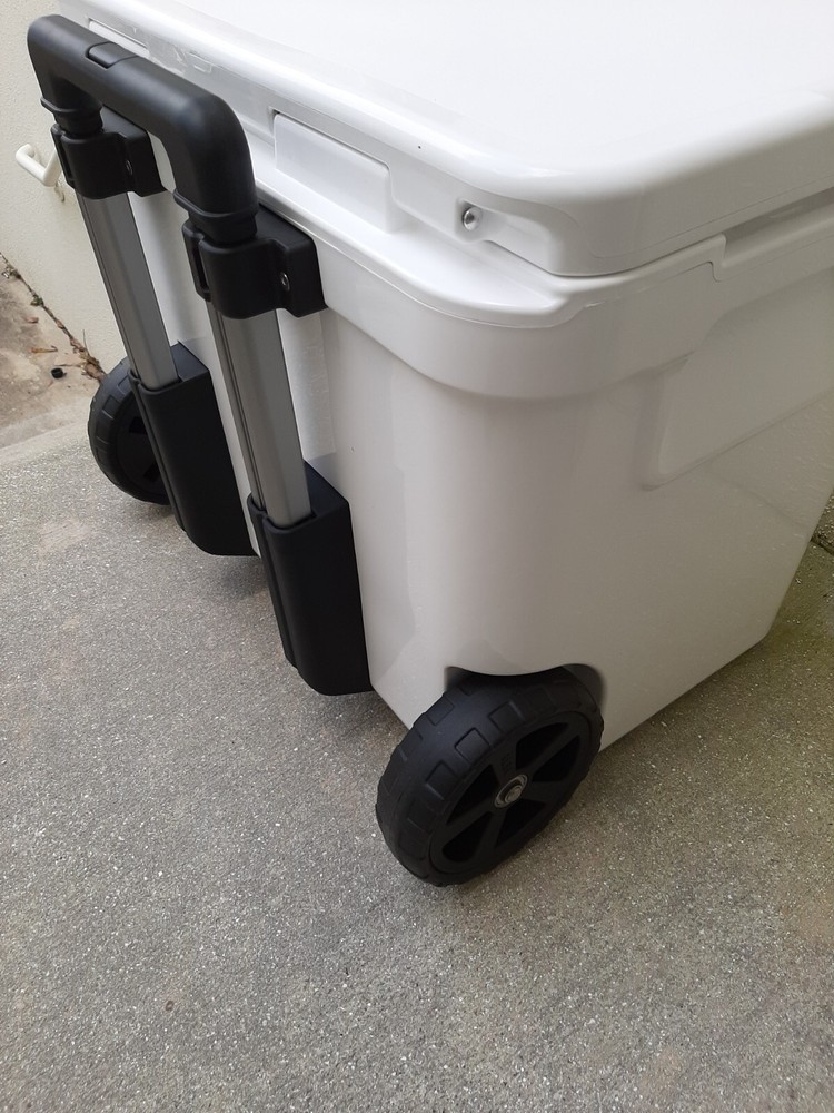 Yeti Roadie 60 Wheeled Cooler