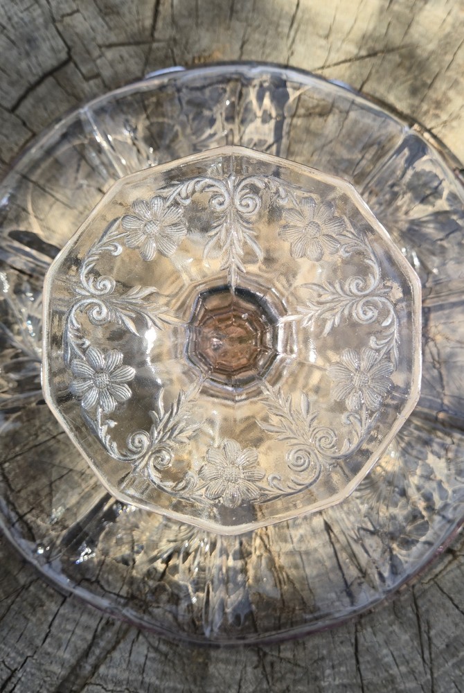 Depression Glass Cake Stand - Pink - Wild Daisy Pattern - 1930s