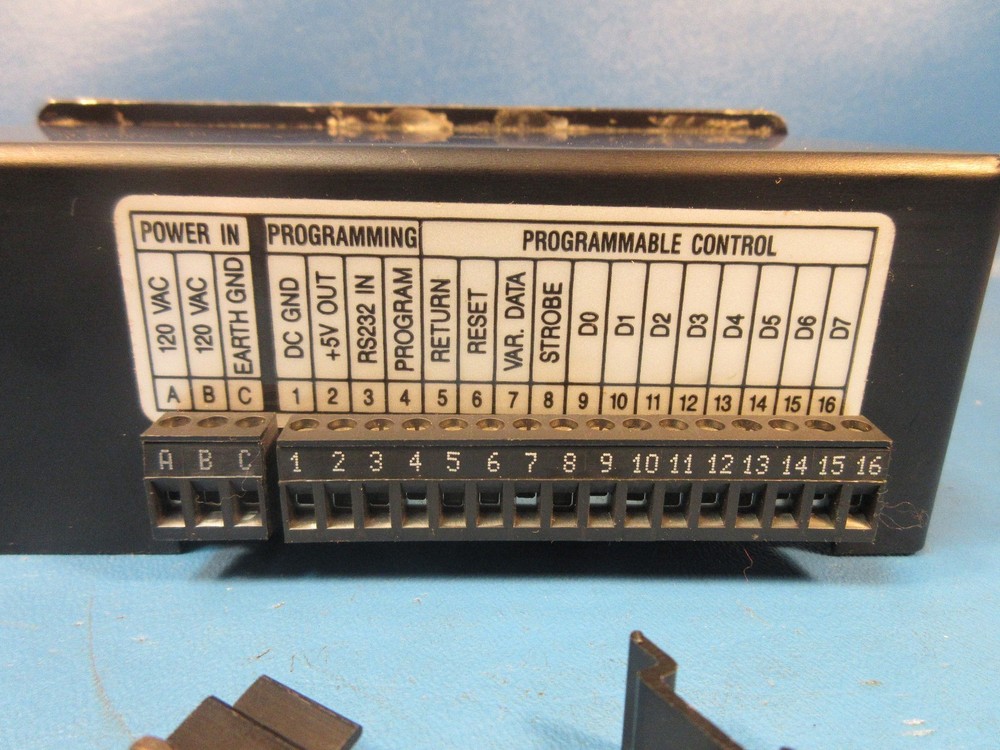 Vorne Ind. Model 2005C-L-120C, Single Line Display