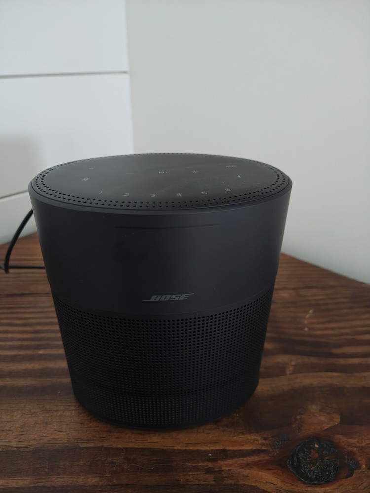 Bose Home Speaker 300 Bluetooth Smart Speaker with Amazon Alexa , Google Ready