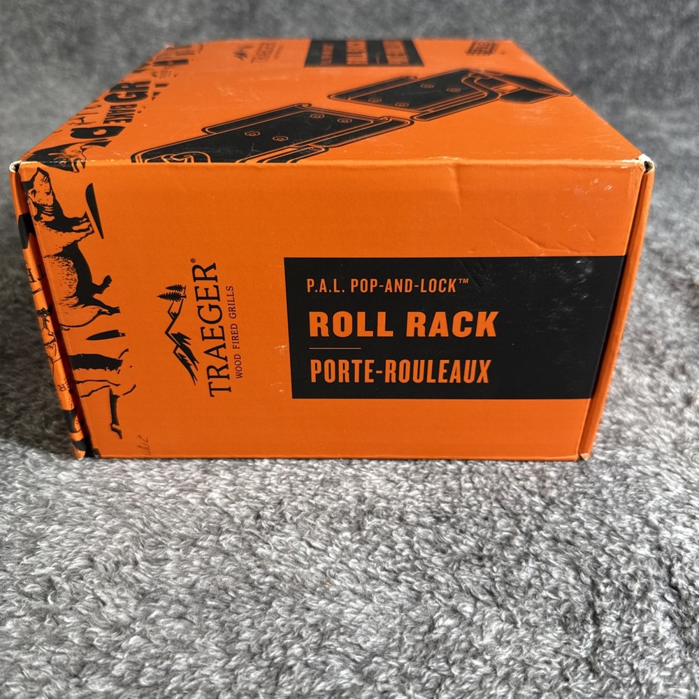 Traeger P.A.L. Pop-And-Lock Roll Rack BAC655 Open BOX