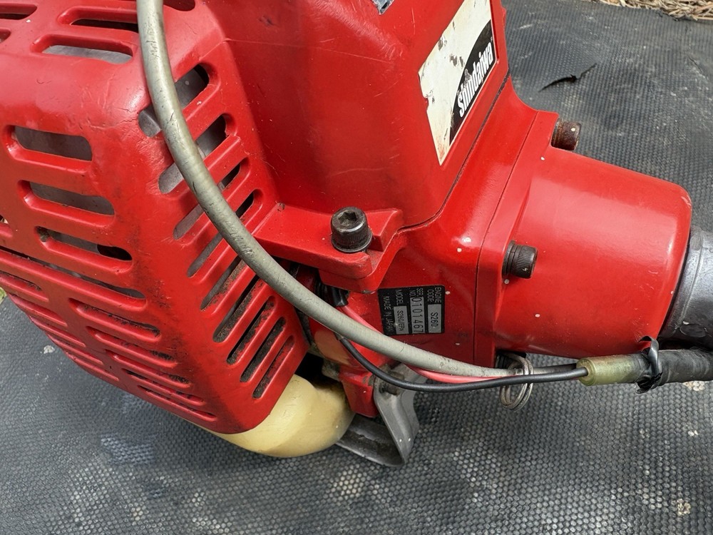 SHINDAIWA T260 TRIMMER.